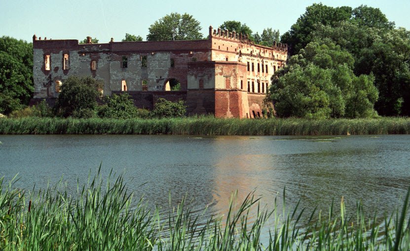 Ruiny zamku w Krupem, Krupe, Poland, Poland